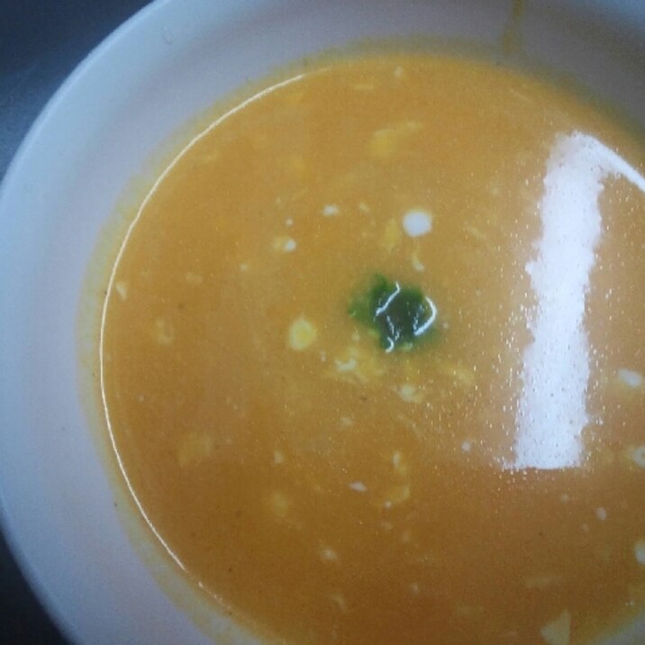 生クリームでこってり濃厚かぼちゃスープ
